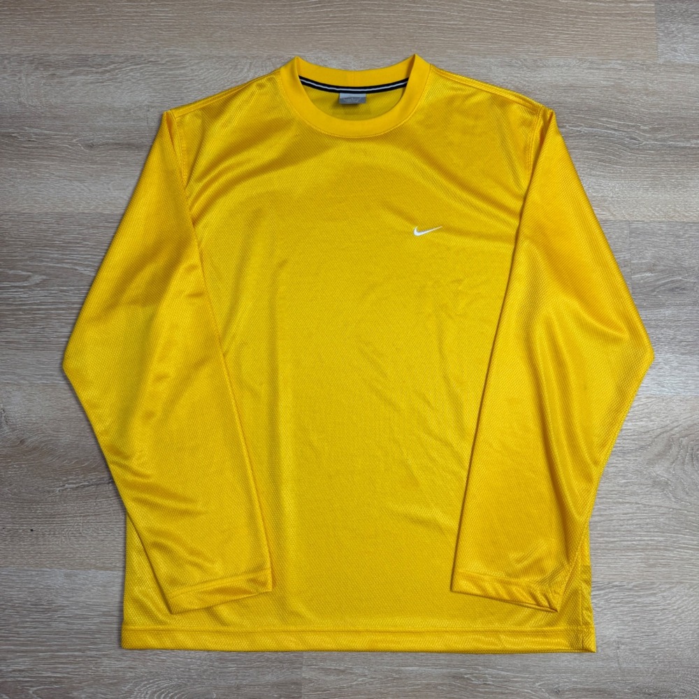 Nike Mens Long Sleeve Mesh Training Shirt Yellow Swoosh Athletic Top Size M